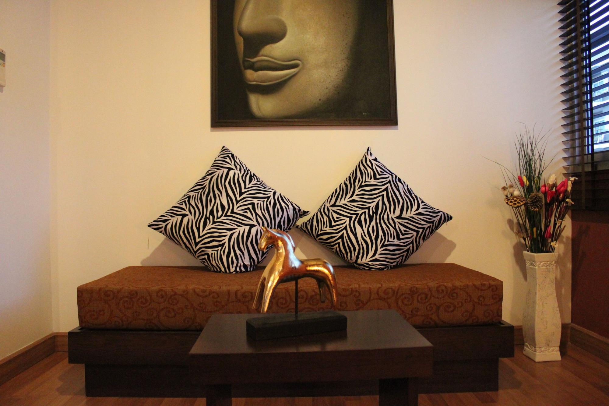 Hemingway'S Hotel Patong Luaran gambar