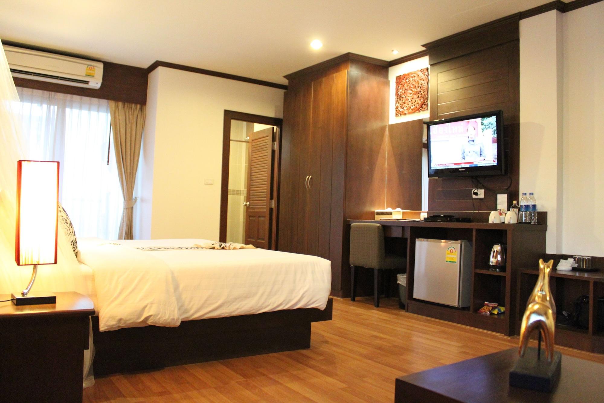 Hemingway'S Hotel Patong Luaran gambar